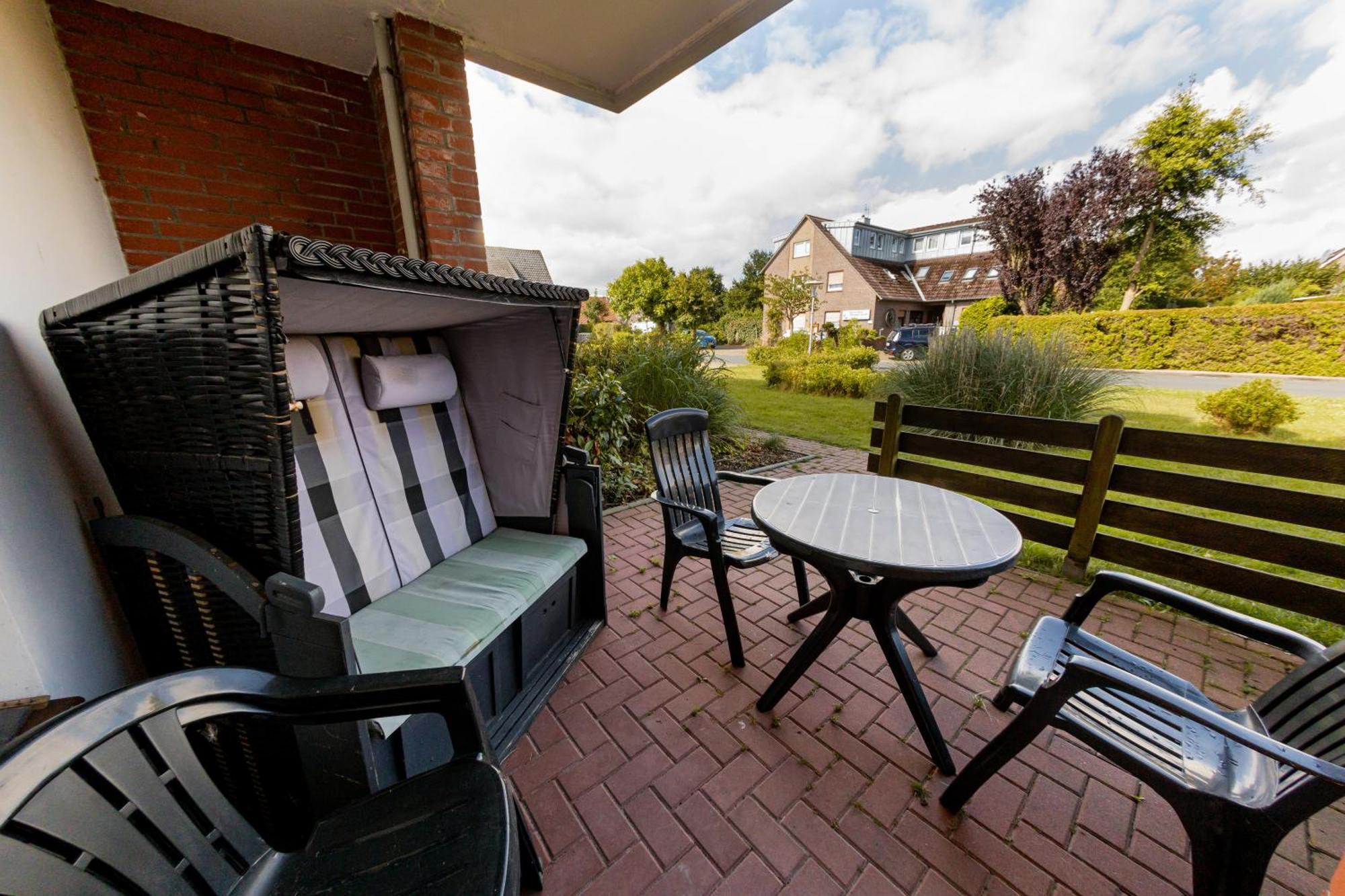 Gasthaus Deichkieker - Wo Die Nordsee Dich Umarmt Und Erholung Beginnt Horumersiel Exterior foto